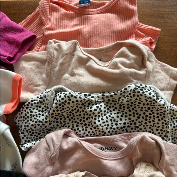 💥Buy 2 Get 1 Free💥 Assorted Baby Onesies Set - Picture 3 of 5